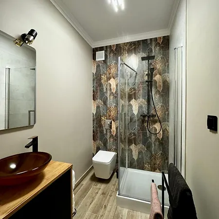 Aviendo Swietokrzyska דירה *